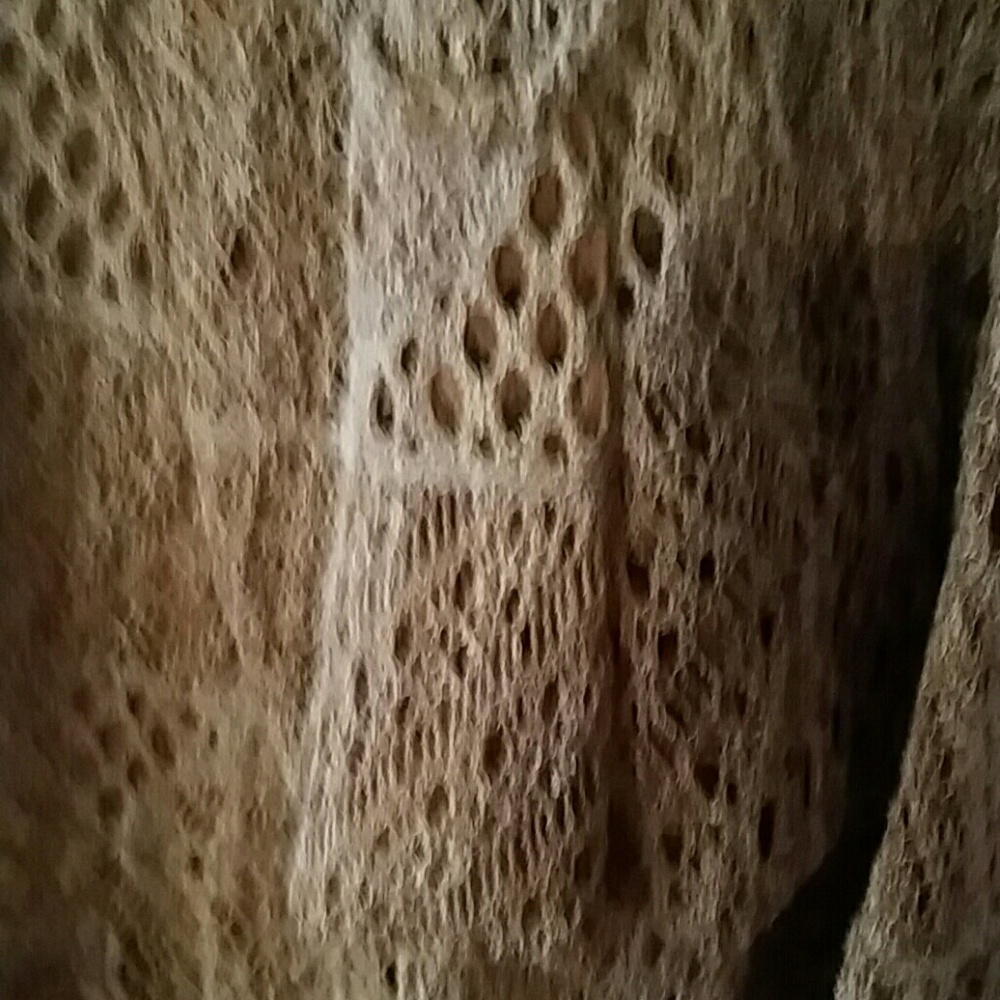 Sweater - Picture 5 of 6